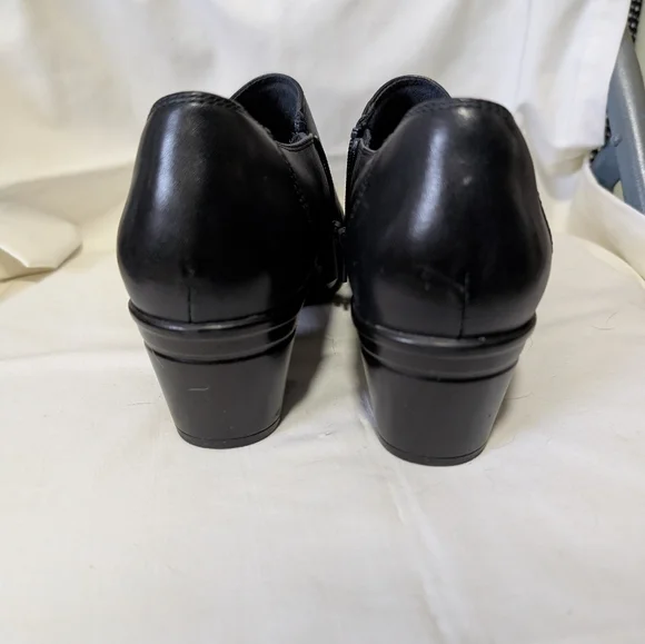 Clarks Navy Blue Leather Ankle Boots Sz 9 - Picture 5 of 7